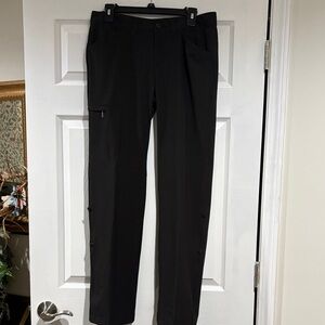Eddie Bauer Women’s Black Cargo Pants